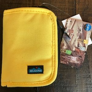 Kavu zip wallet